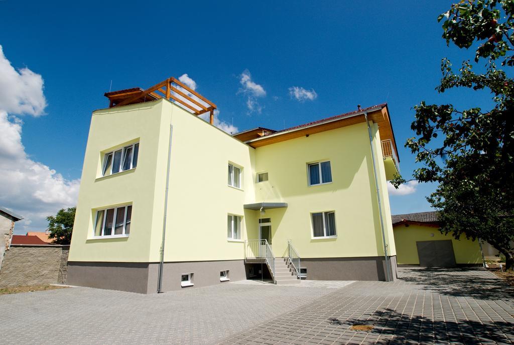 Villa Marcus Pasohlávky Buitenkant foto